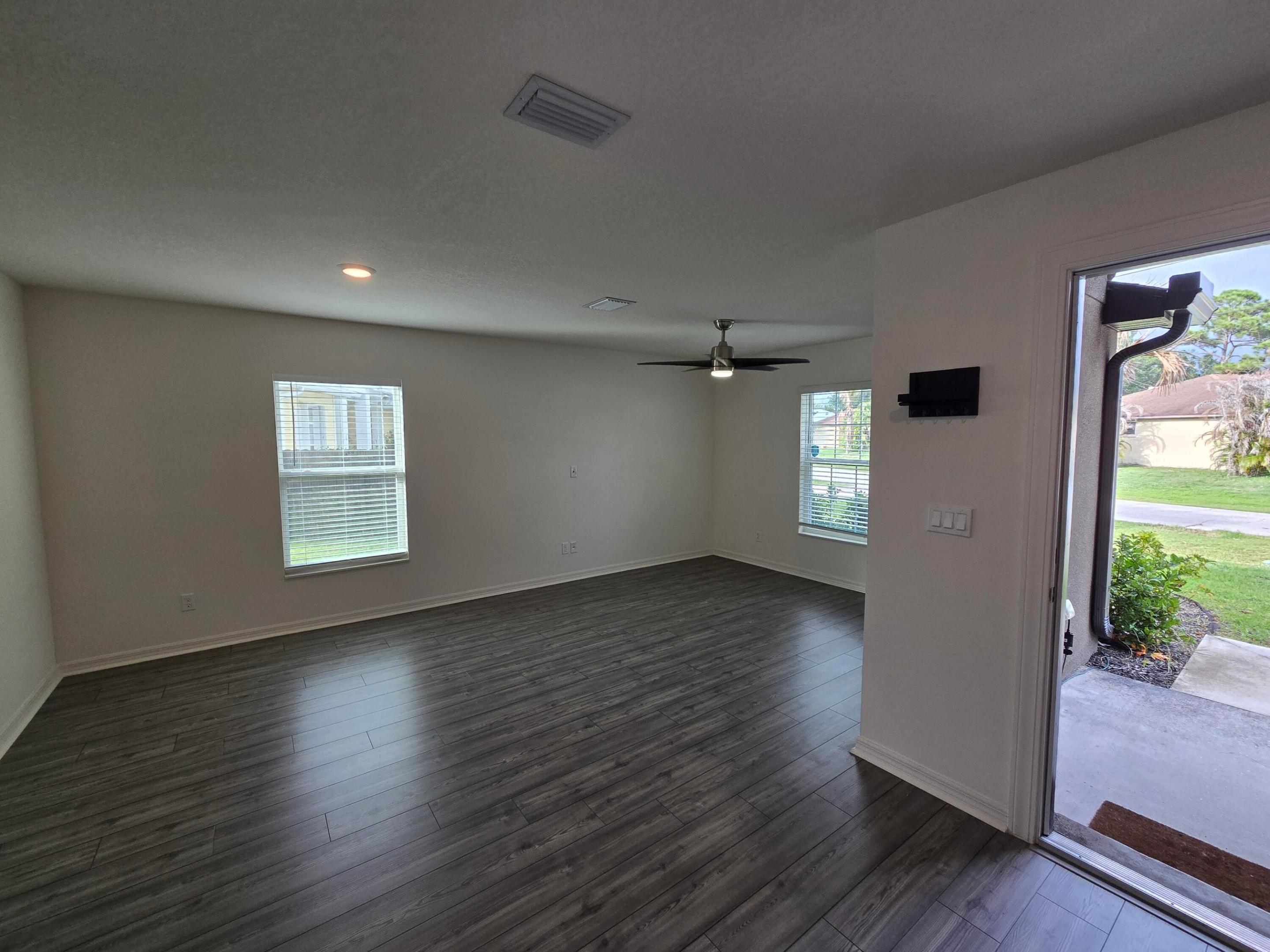 PORT ST LUCIE SECTION 35 - Residential