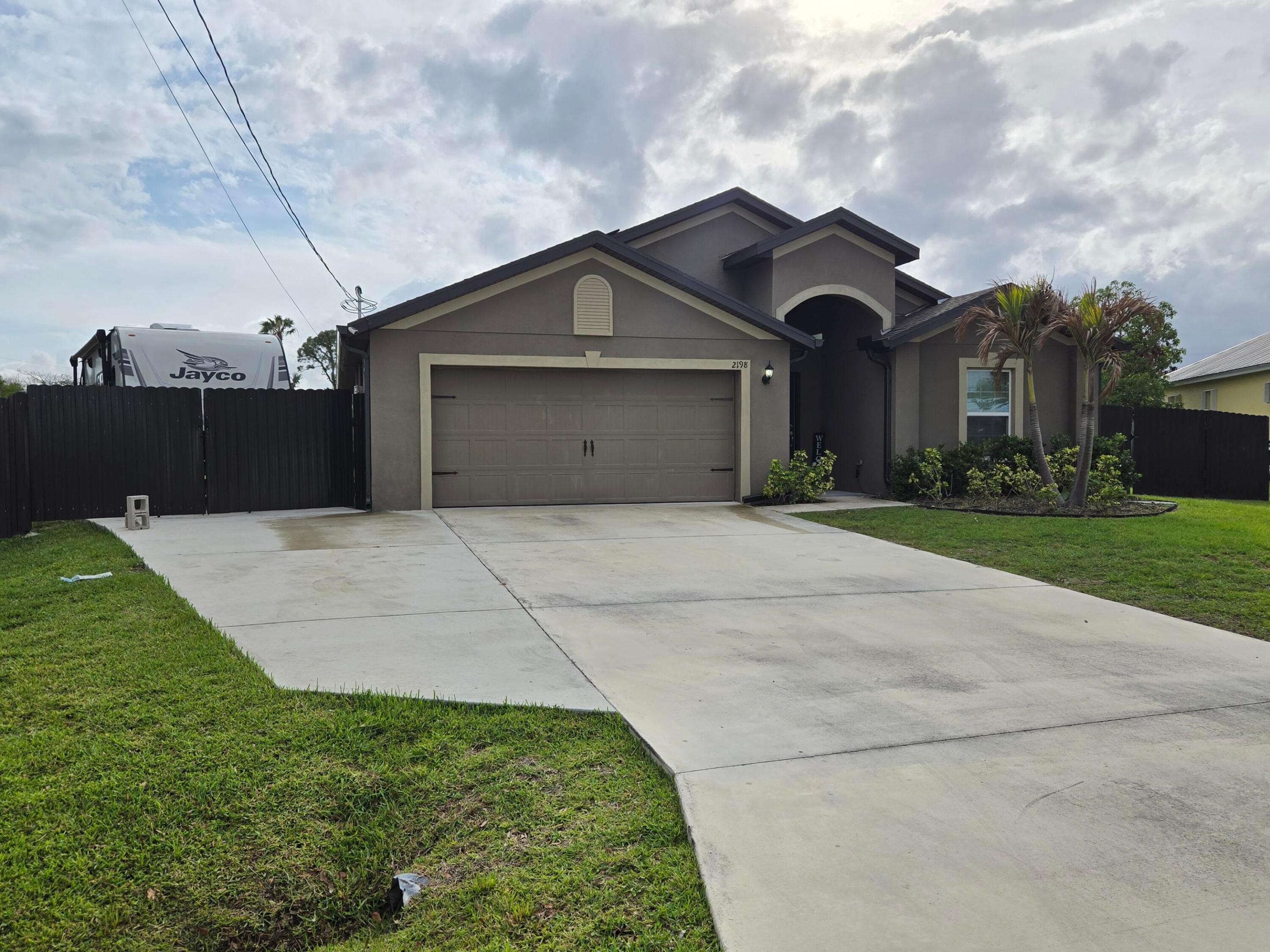 PORT ST LUCIE SECTION 35 - Residential