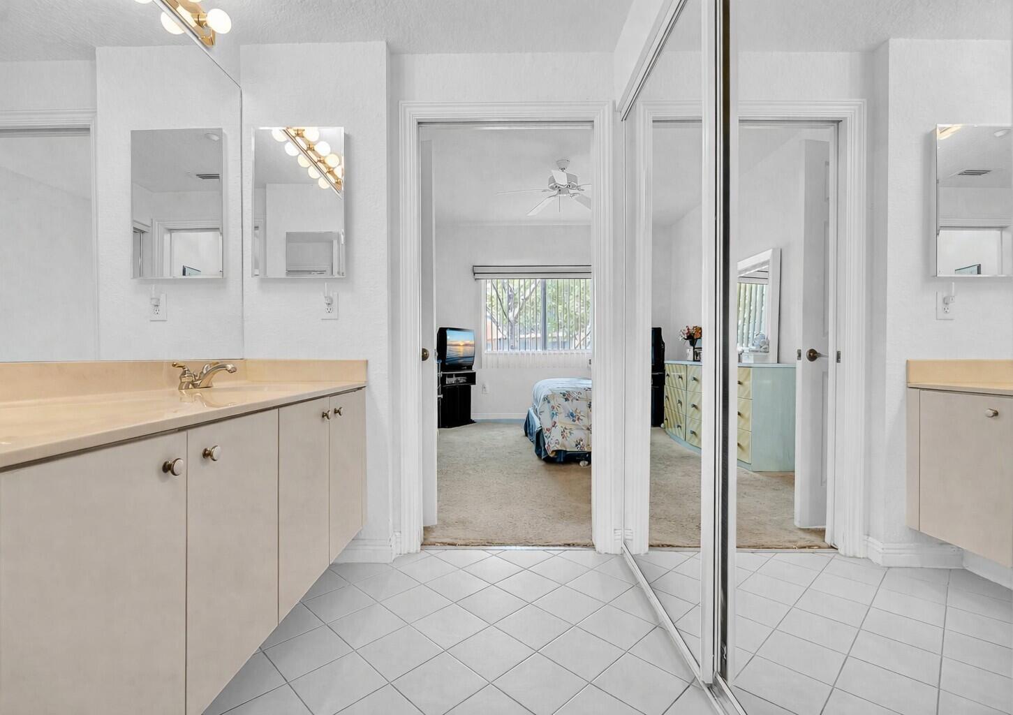 SOUTHAMPTON CONDOMINIUM - Residential