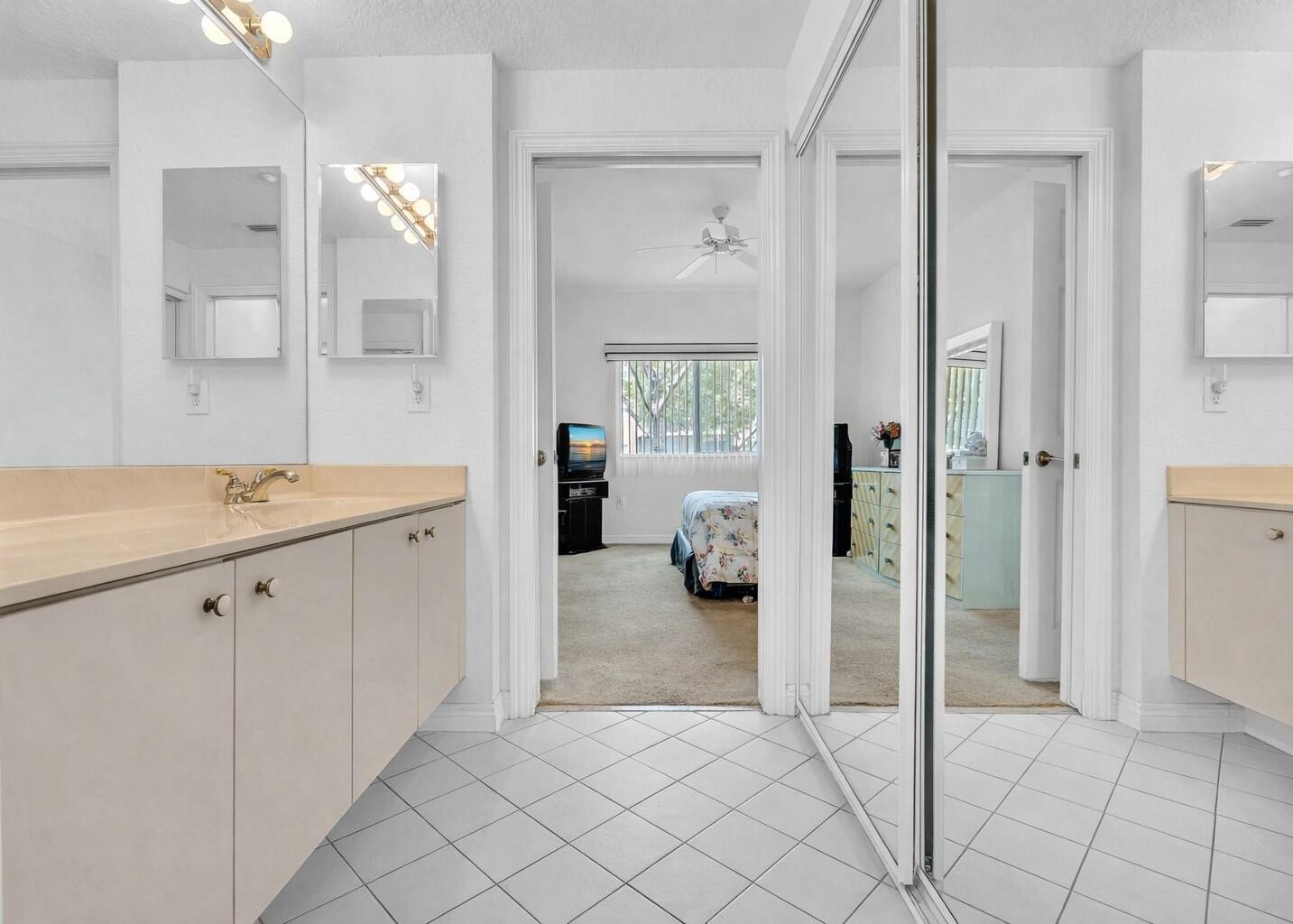 SOUTHAMPTON CONDOMINIUM - Residential