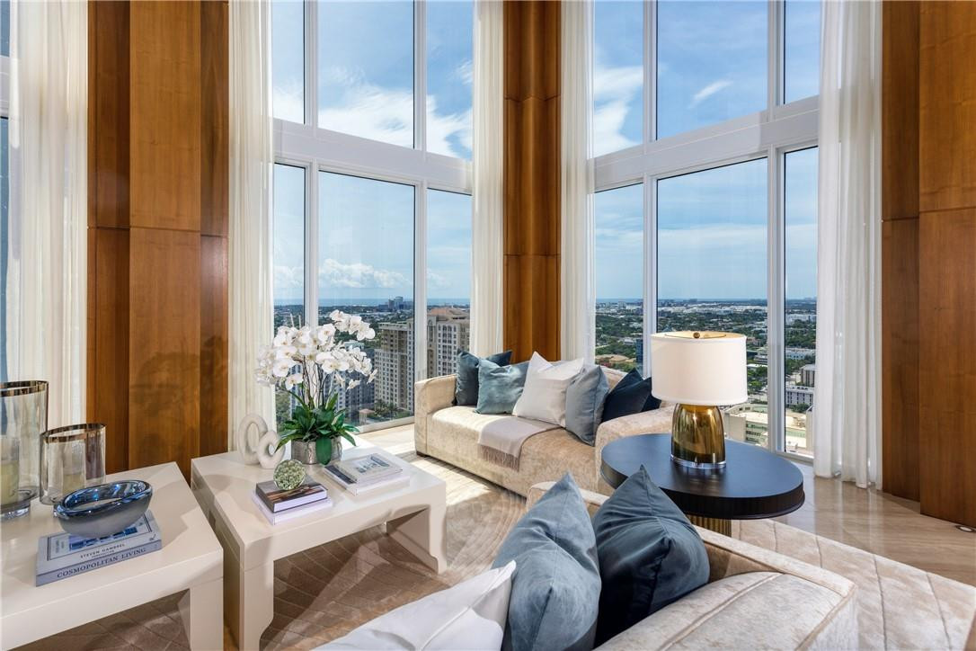 Las Olas River House - Residential