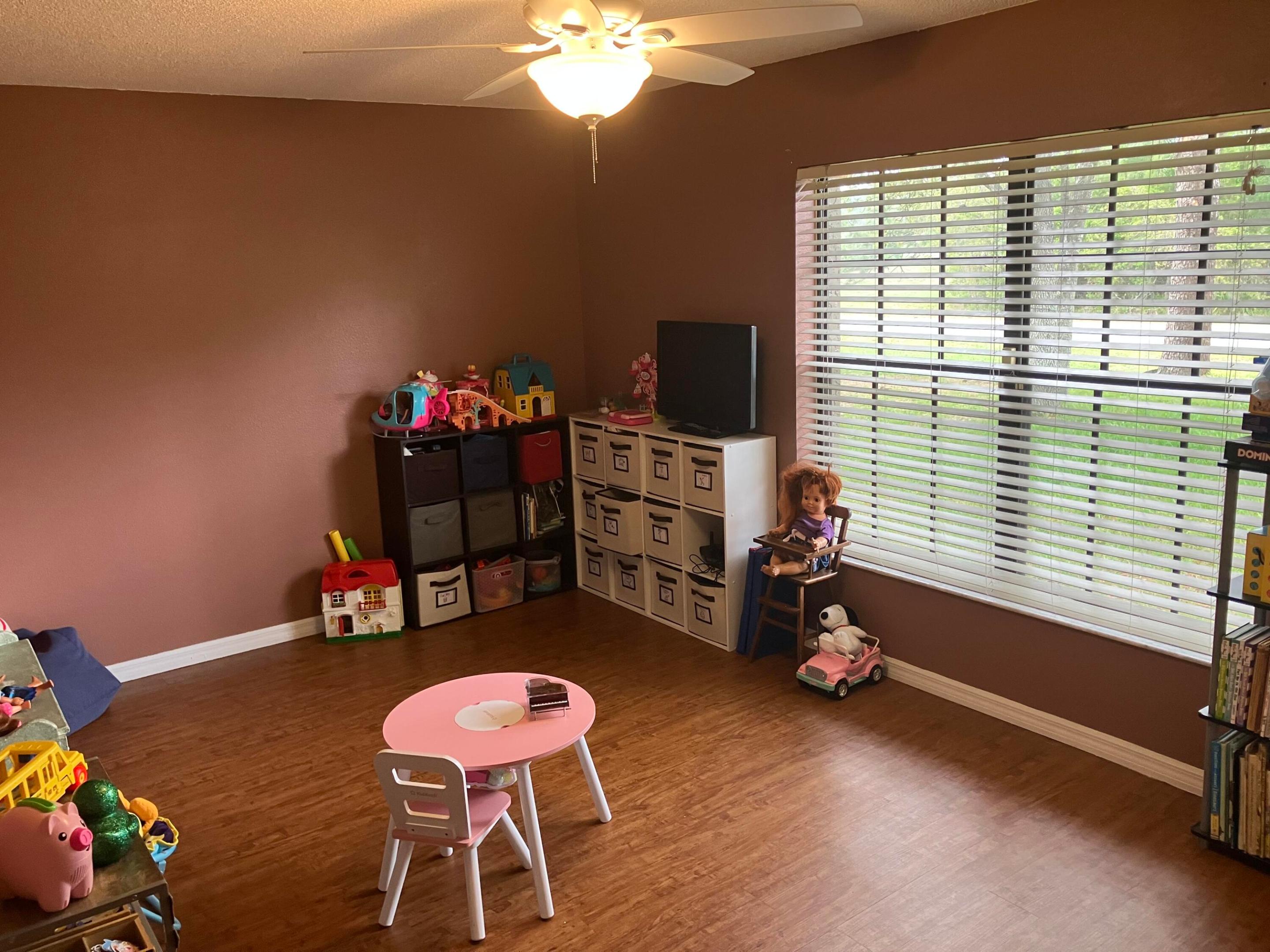SPRING HILL UNIT 12 - Residential