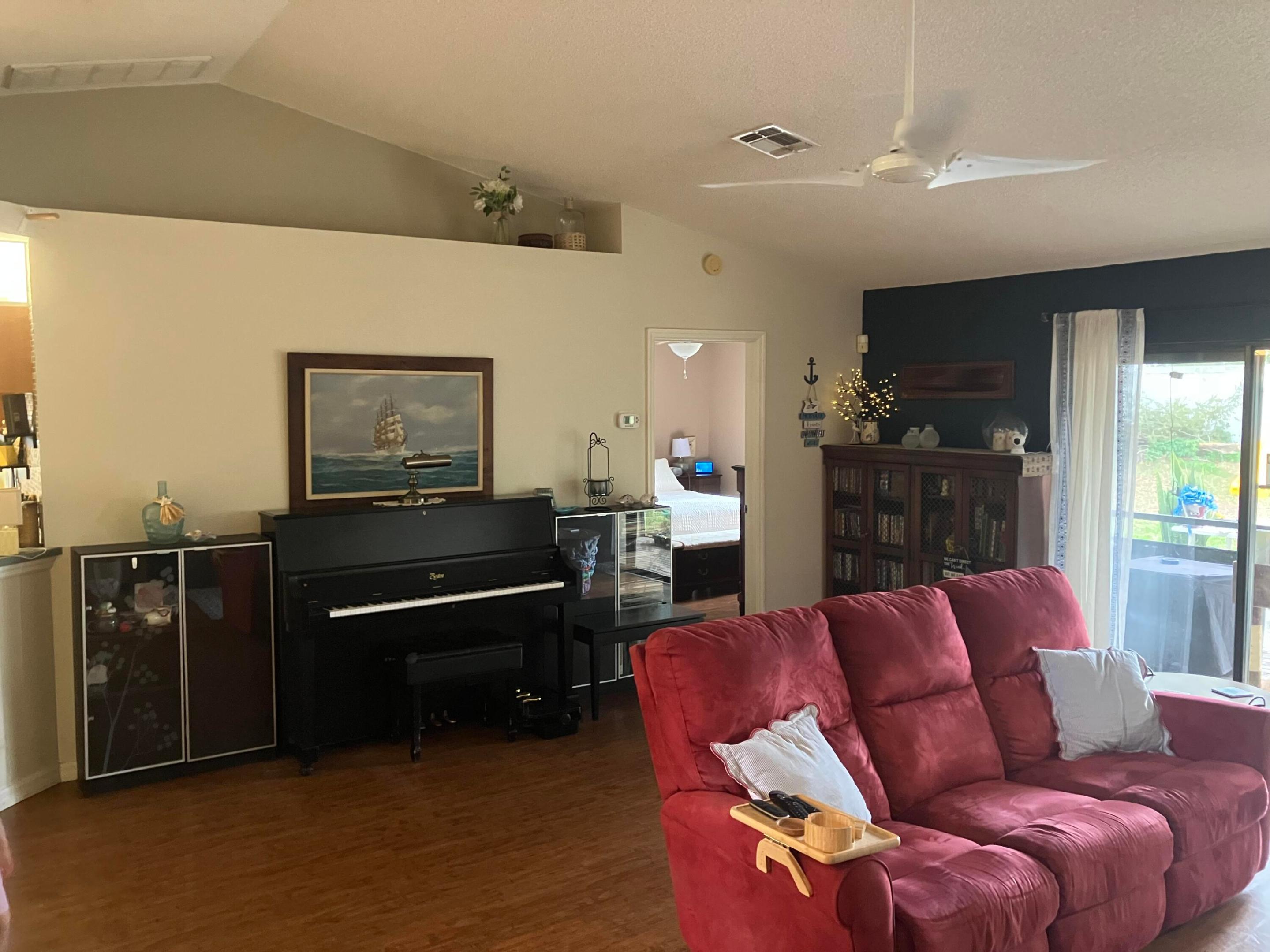 SPRING HILL UNIT 12 - Residential