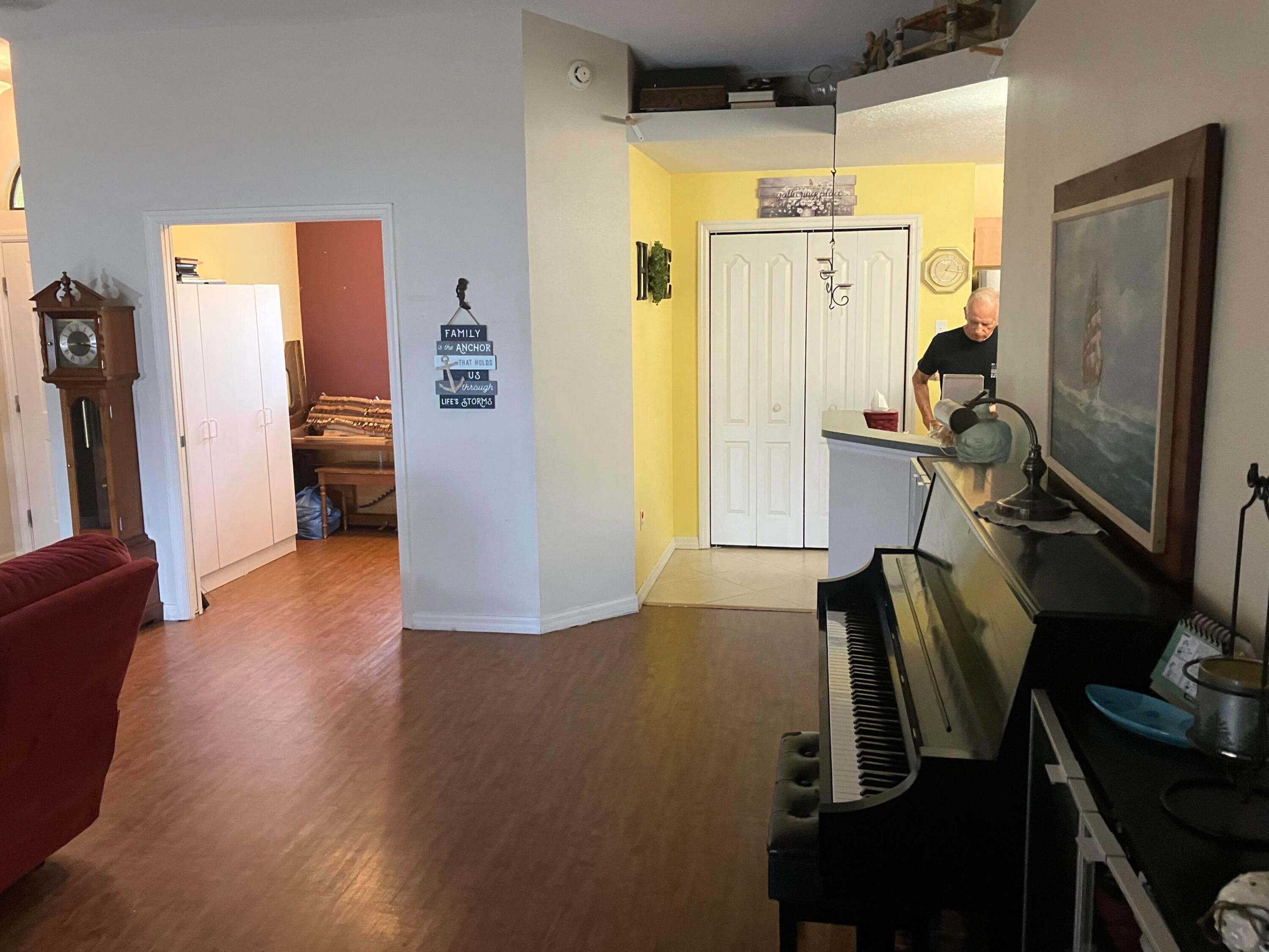 SPRING HILL UNIT 12 - Residential