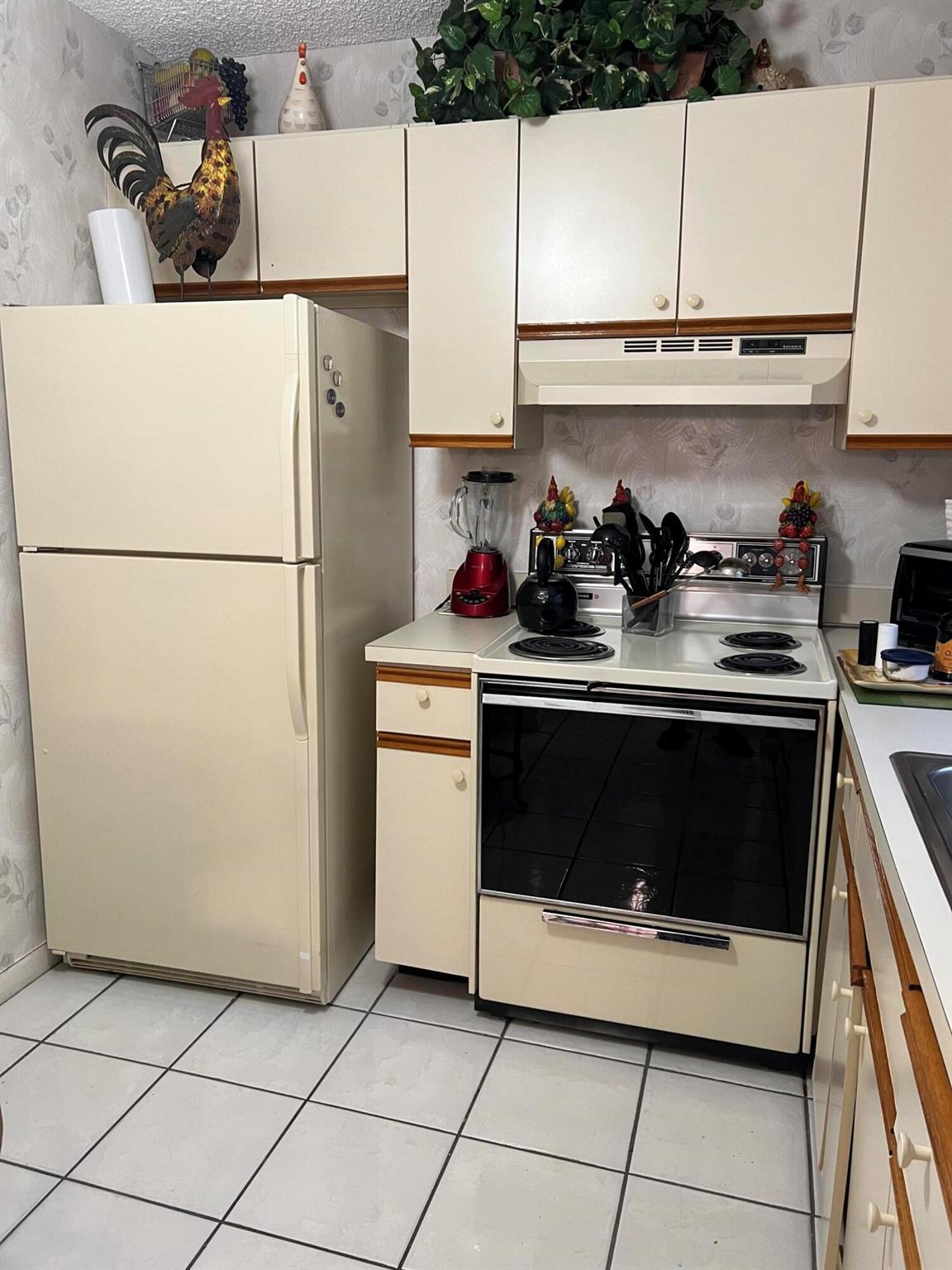 LAKES OF DELRAY - Residential