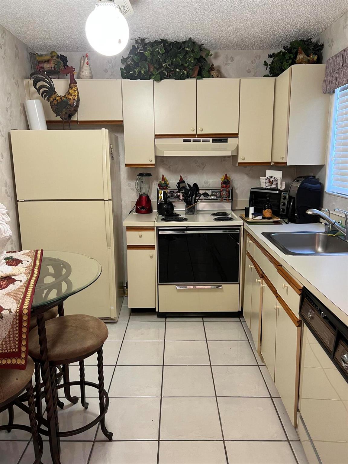 LAKES OF DELRAY - Residential