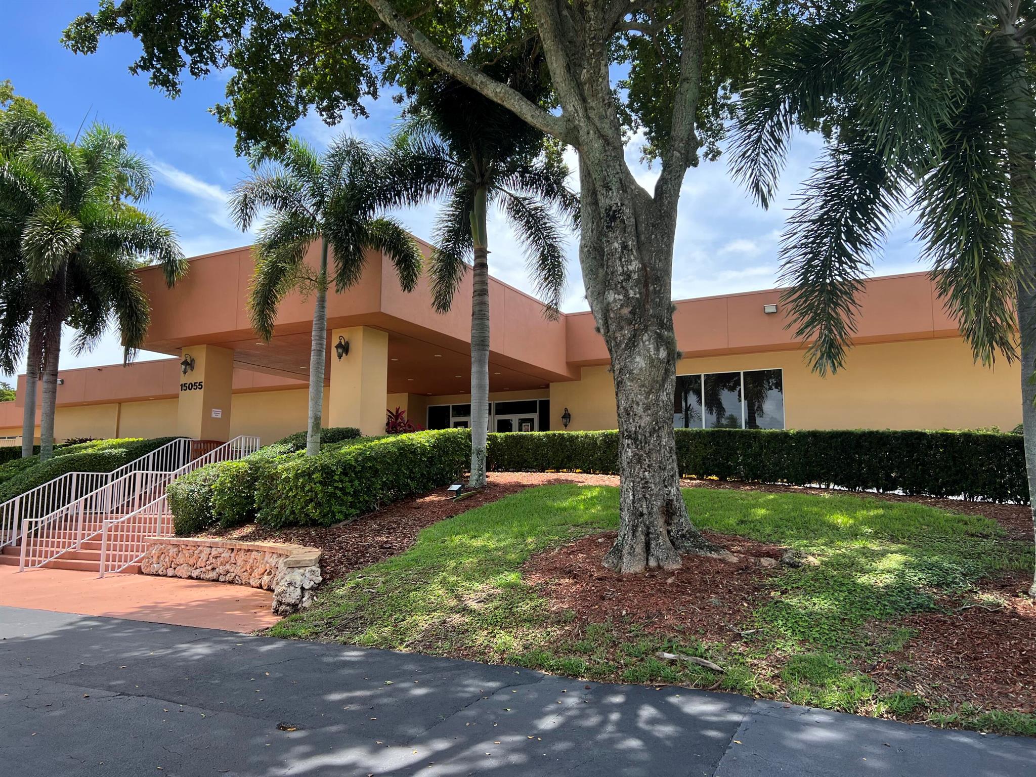 LAKES OF DELRAY - Residential