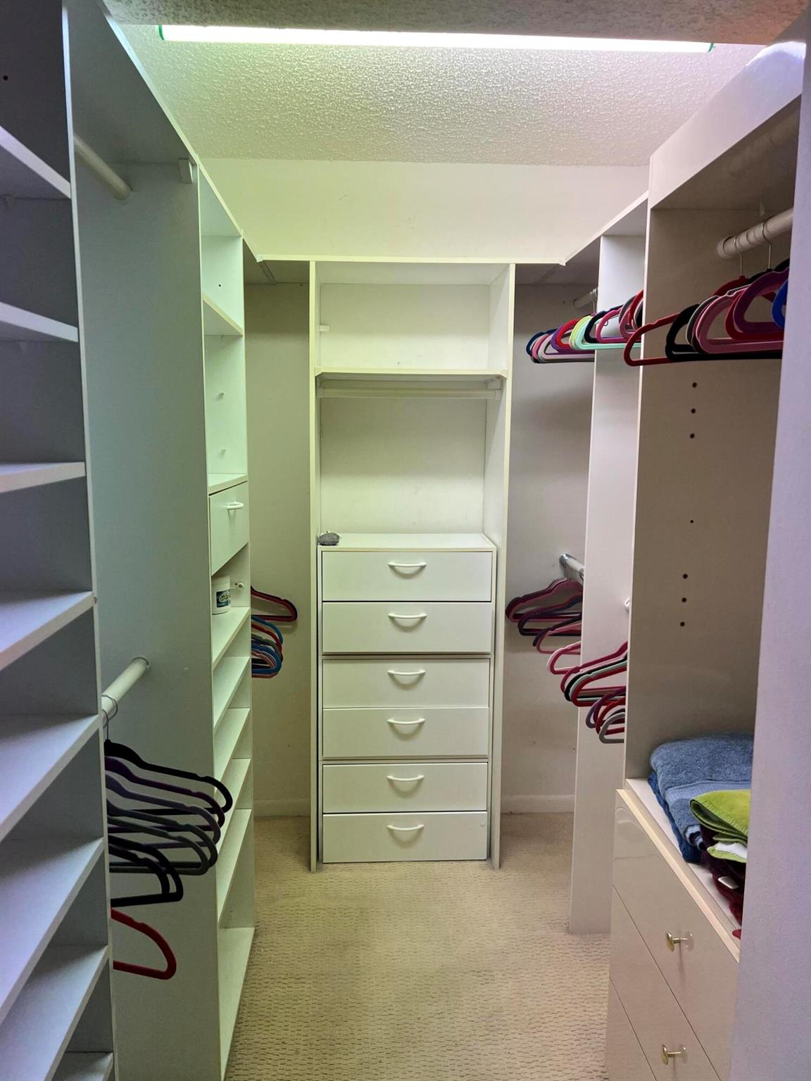 LAKES OF DELRAY - Residential