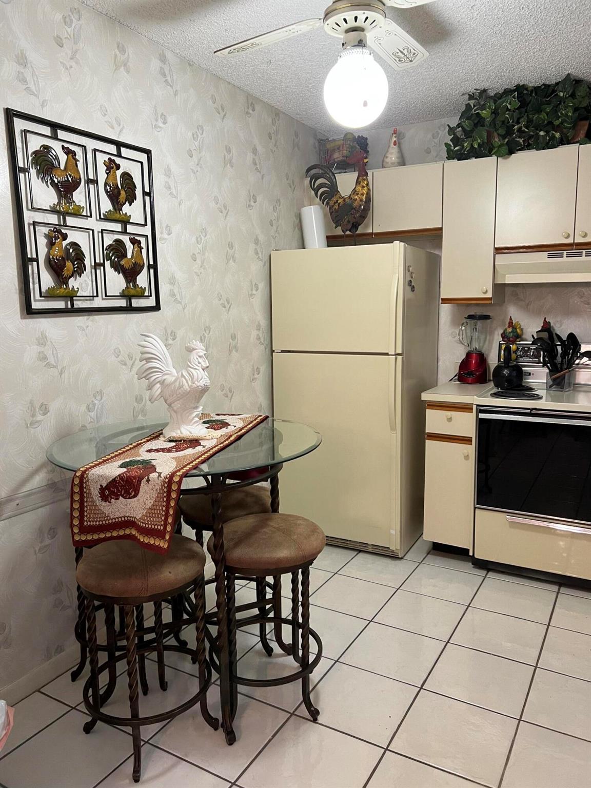 LAKES OF DELRAY - Residential