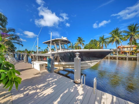 Tiny photo for 380 SE 5th Avenue, Pompano Beach, FL 33060 (MLS # B26018916)