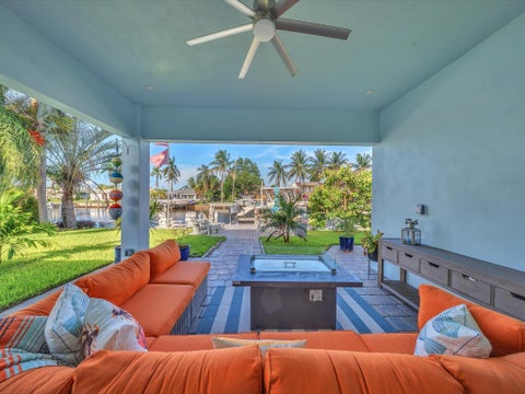 Tiny photo for 380 SE 5th Avenue, Pompano Beach, FL 33060 (MLS # B26018916)