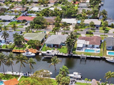 Tiny photo for 380 SE 5th Avenue, Pompano Beach, FL 33060 (MLS # B26018916)