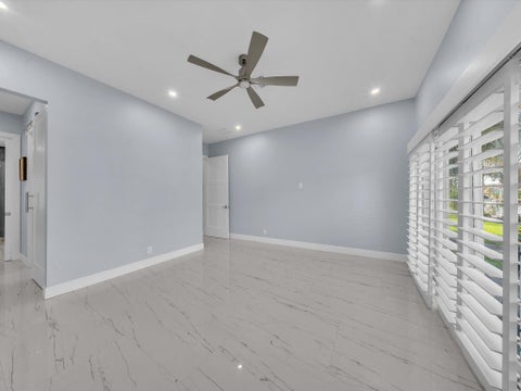 Tiny photo for 380 SE 5th Avenue, Pompano Beach, FL 33060 (MLS # B26018916)