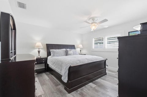 Tiny photo for 380 SE 5th Avenue, Pompano Beach, FL 33060 (MLS # B26018916)