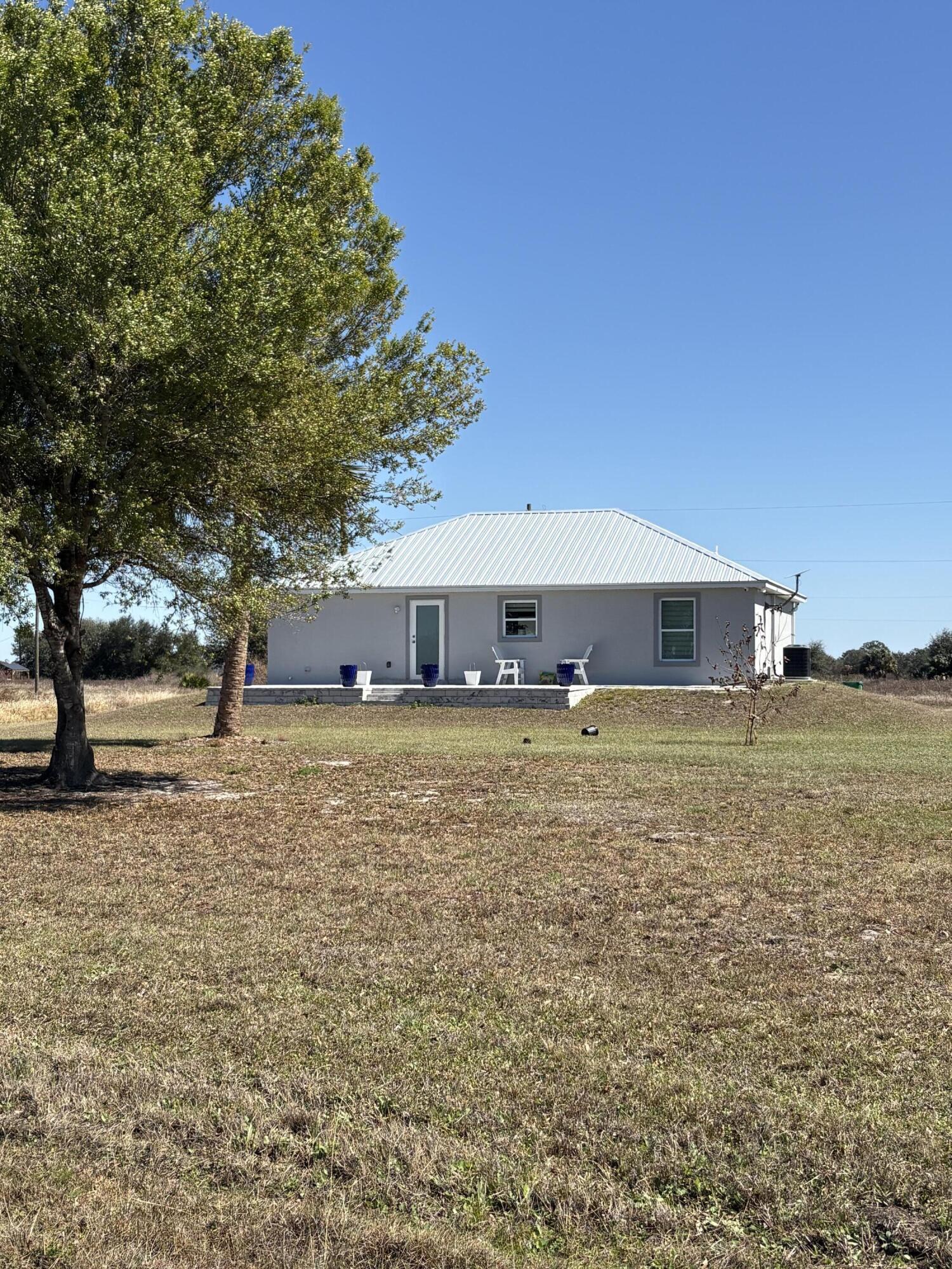 PORT LABELLE UNIT 8 - Residential