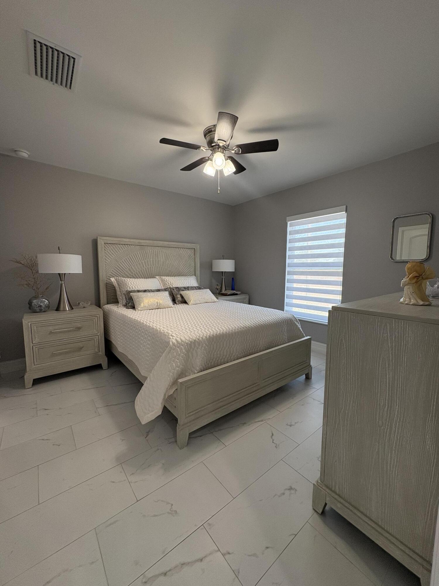 PORT LABELLE UNIT 8 - Residential