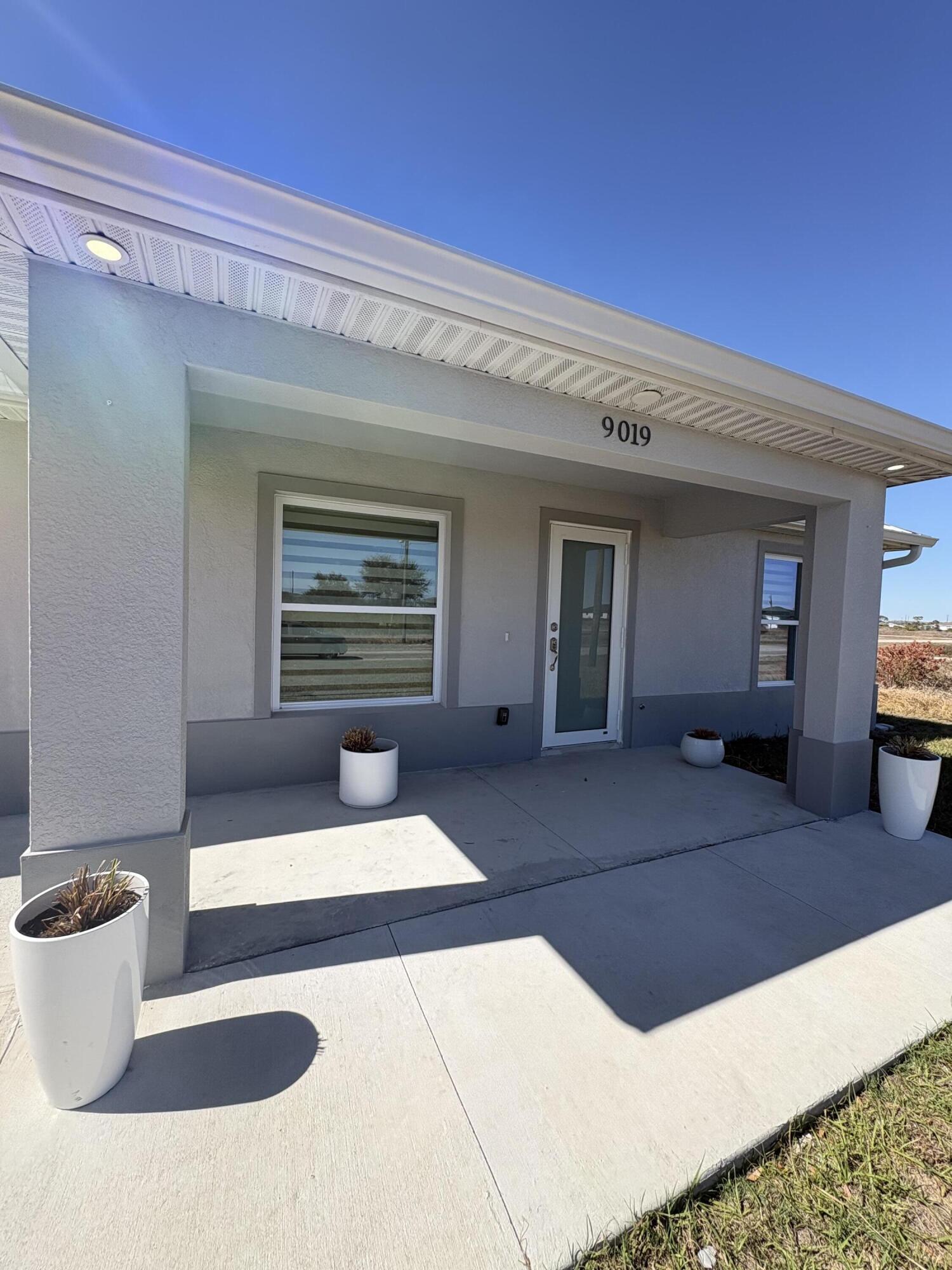 PORT LABELLE UNIT 8 - Residential