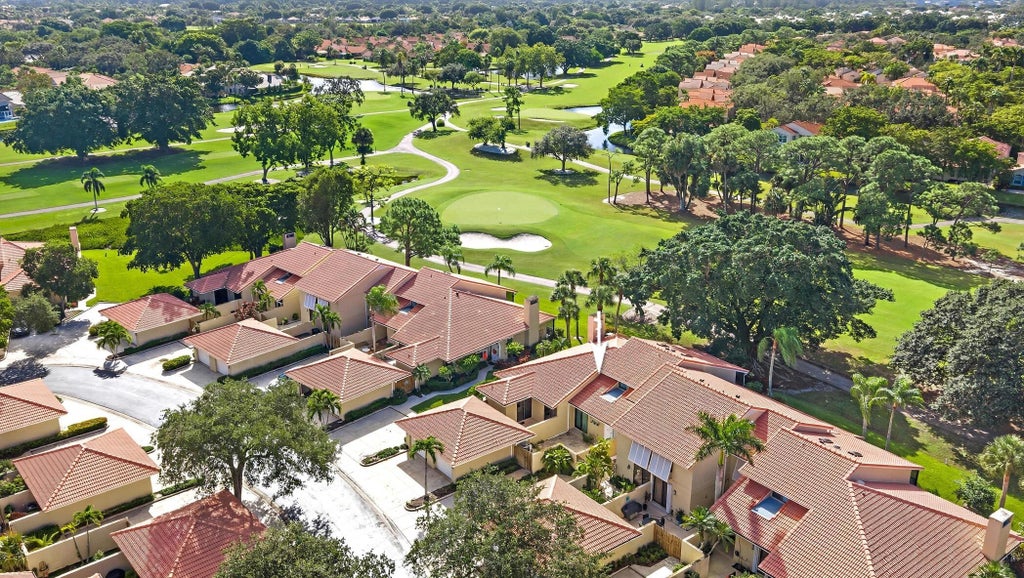 Photo of 275 OLD MEADOW Way, Palm Beach Gardens, FL 33418 (MLS # B26090704)