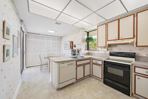 Tiny photo for 275 OLD MEADOW Way, Palm Beach Gardens, FL 33418 (MLS # B26090704)