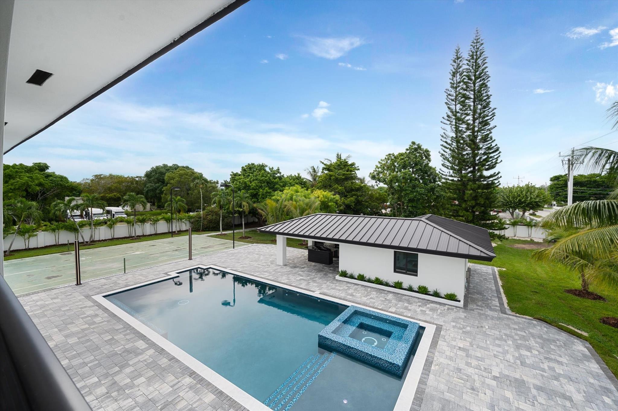 MILLER DRIVE ESTATES - Residential