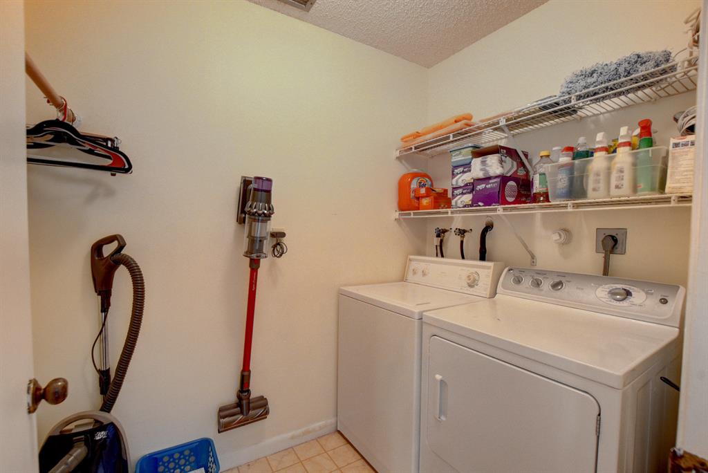 VISTA VERDE SEC 2 - Residential