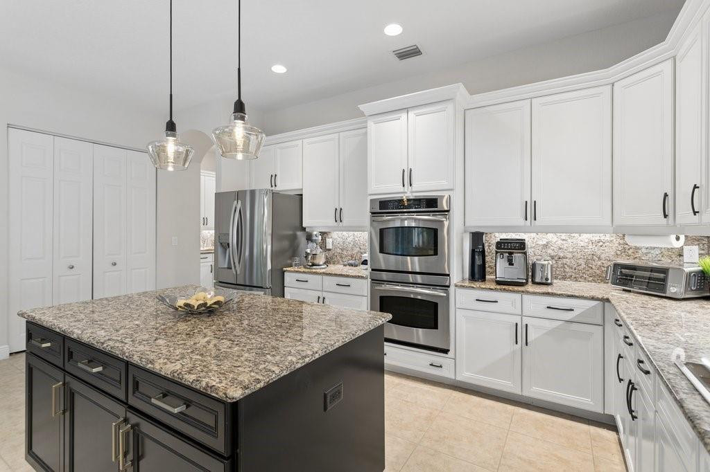 Canyon Isles - Residential Lease