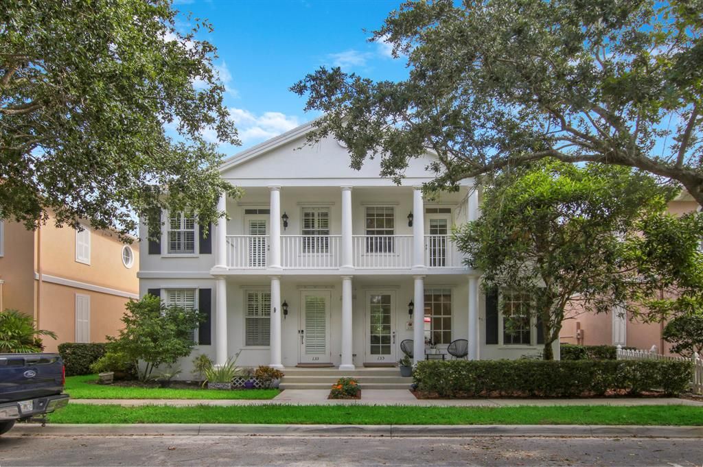 Photo of 135 Farmingdale Drive Dr, Jupiter, FL 33458 (MLS # R10806831)