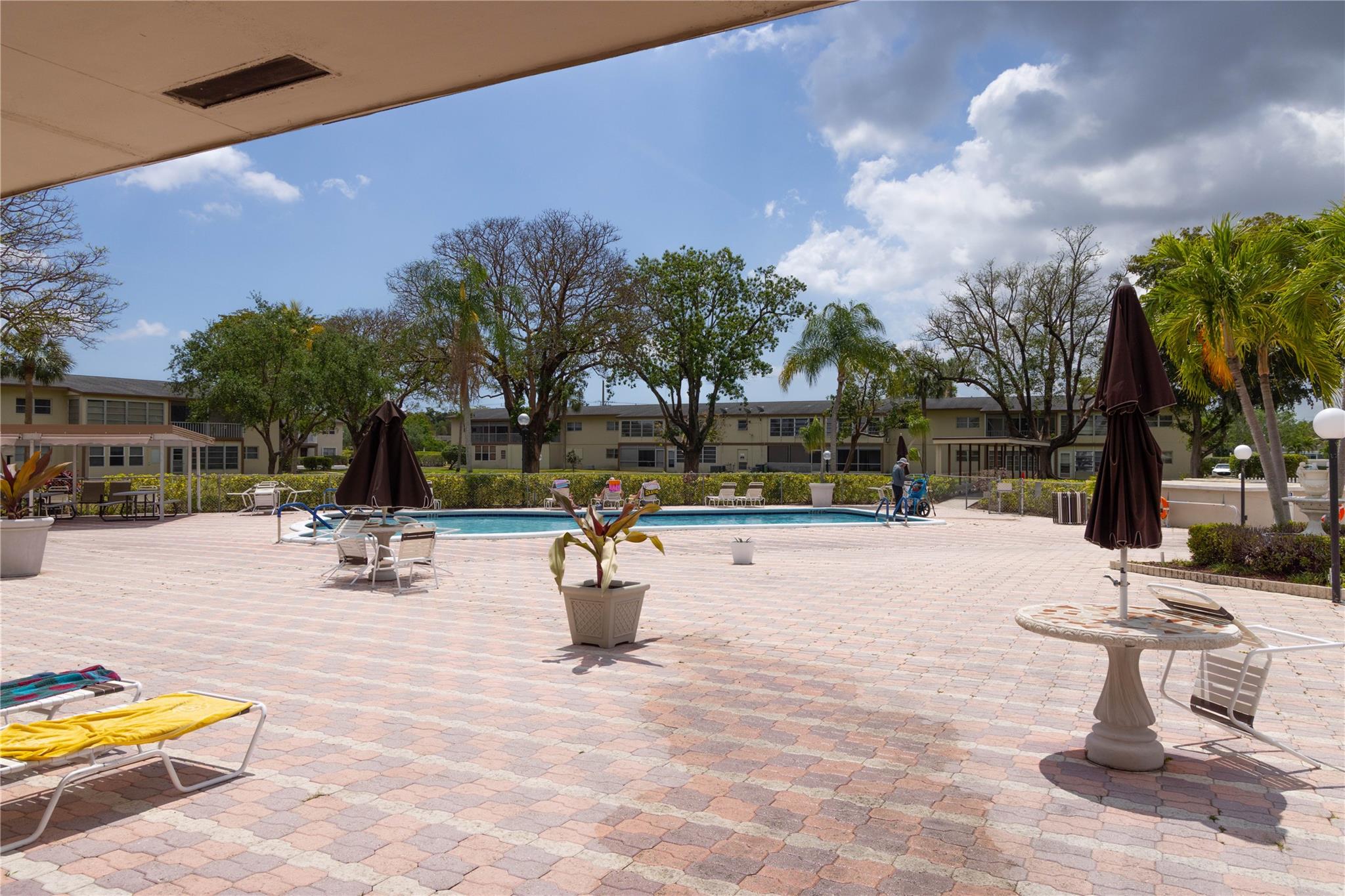 Oriole Gardens - Residential