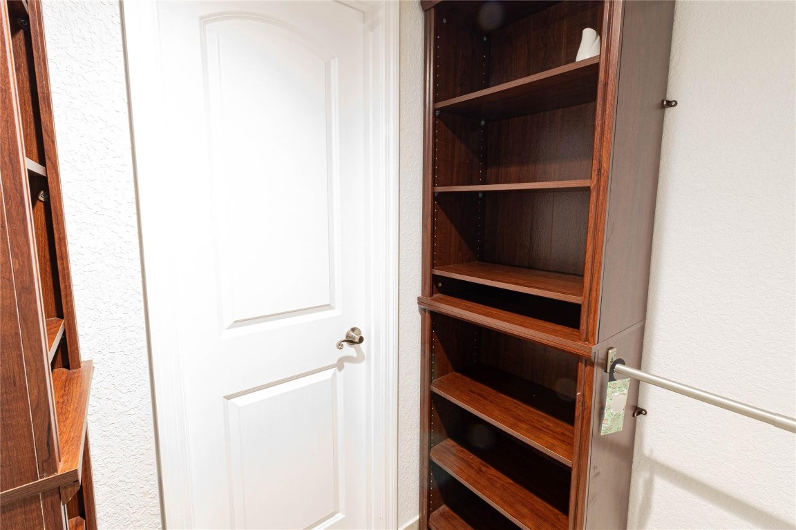 Oriole Gardens - Residential