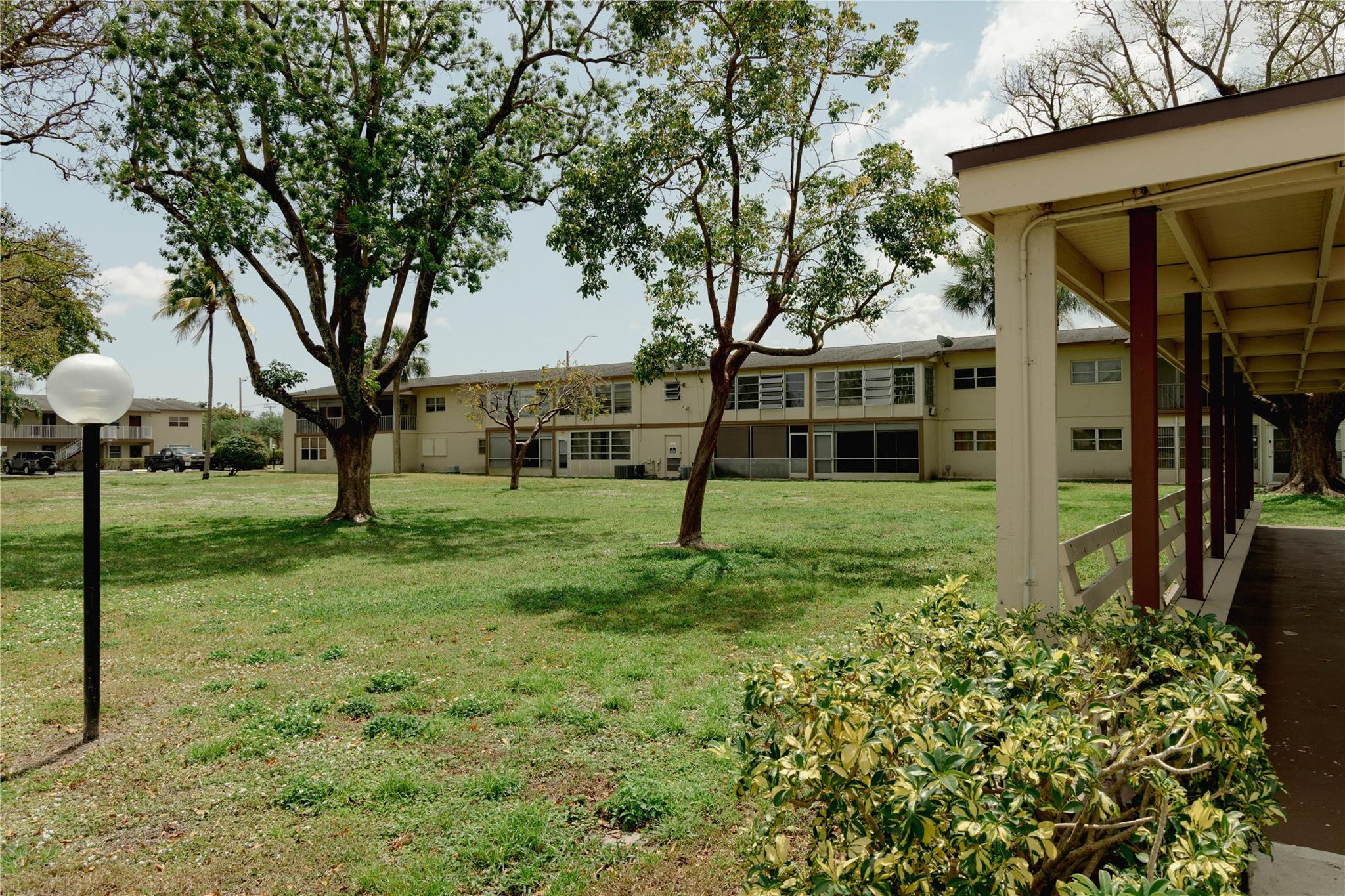 Oriole Gardens - Residential