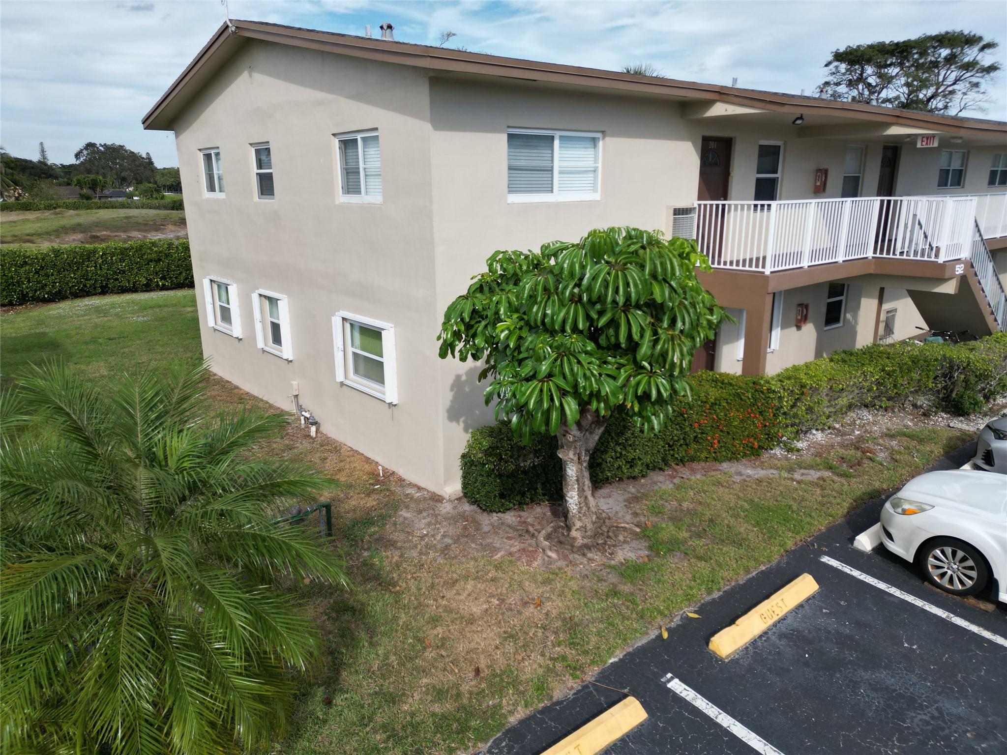 Oriole Gardens - Residential