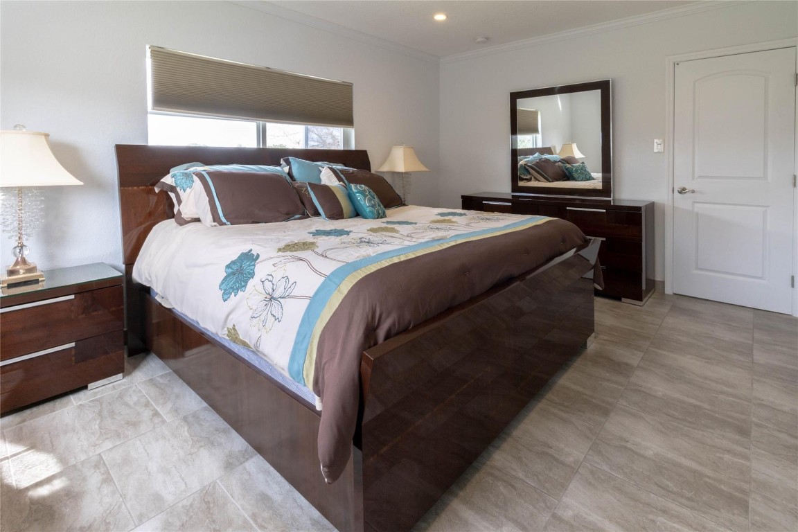 Oriole Gardens - Residential