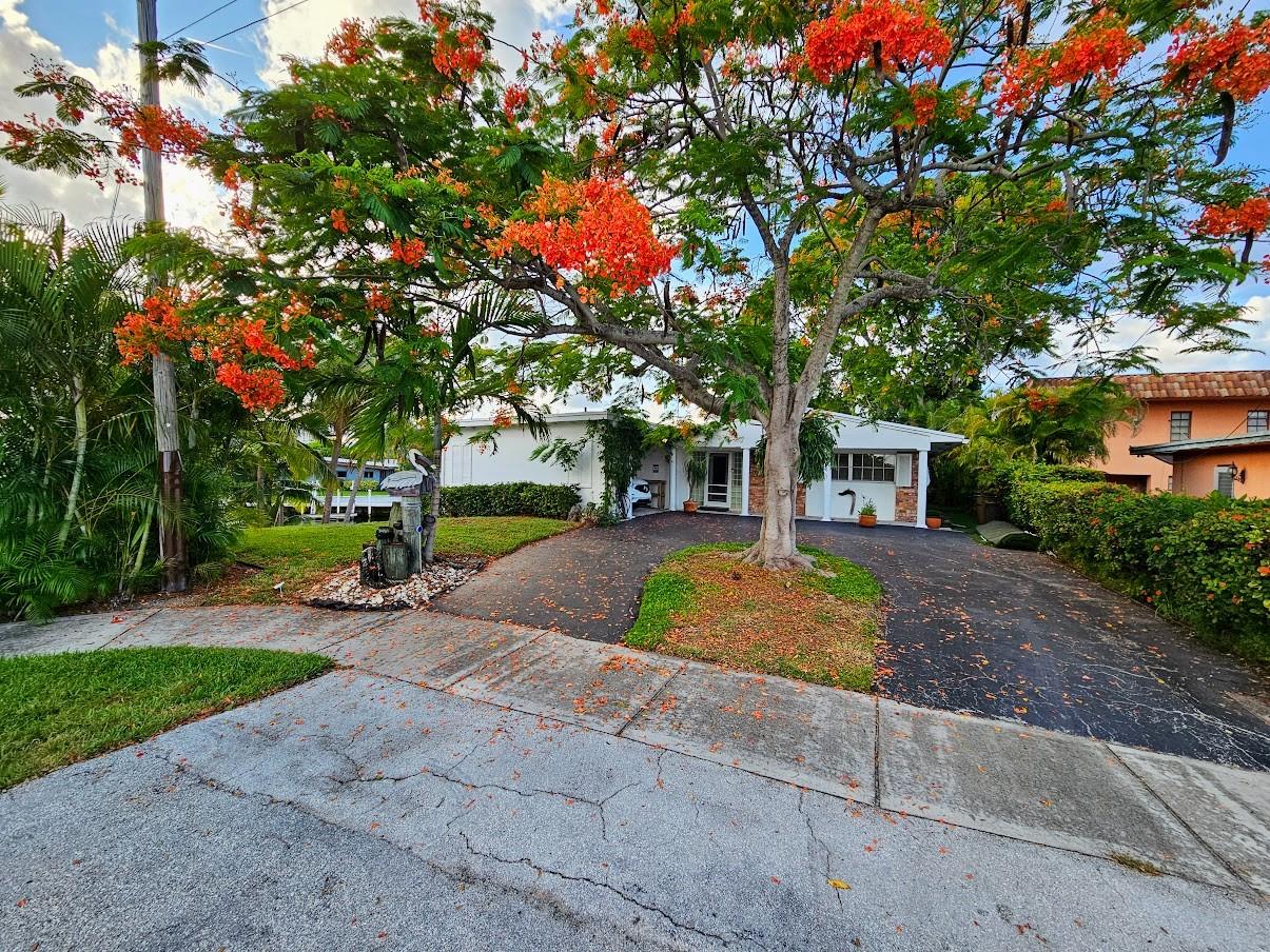 817 NE 5th St, Deerfield Beach, FL, 33441/$875,000 1 817 NE 5th St