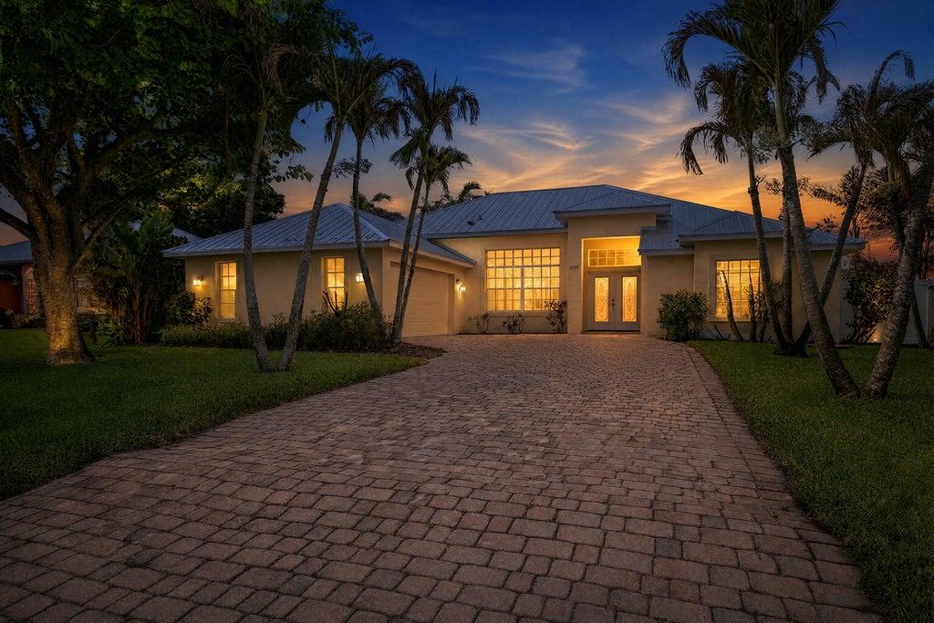 Photo of 2314 SE Calcutta Circle, Port Saint Lucie, FL 34952 (MLS # B26048126)