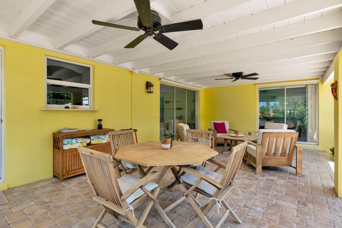 JUNO BEACH 1ST ADD - Residential