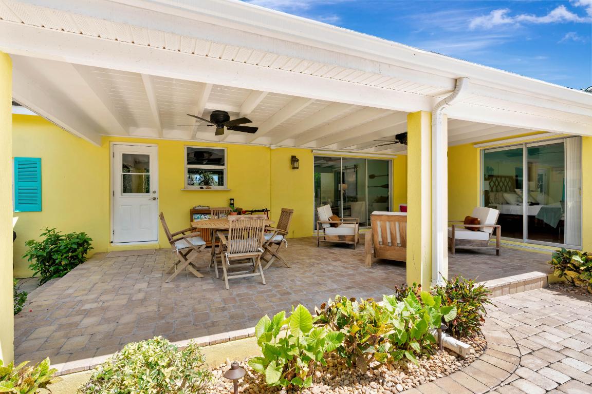 JUNO BEACH 1ST ADD - Residential