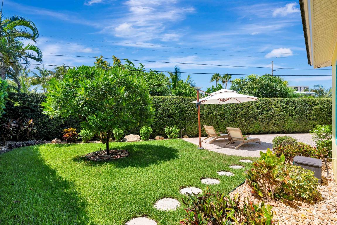 JUNO BEACH 1ST ADD - Residential