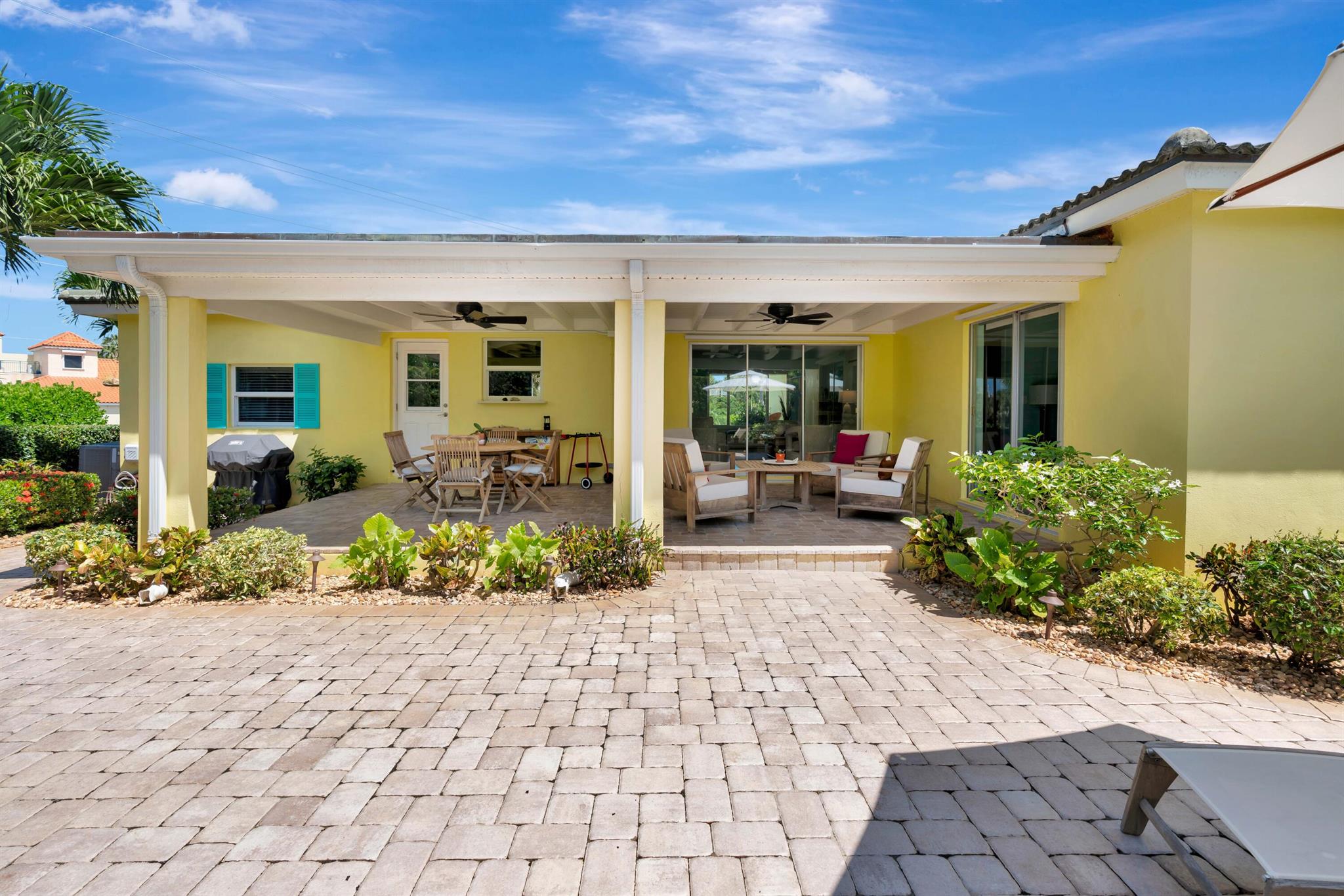 JUNO BEACH 1ST ADD - Residential