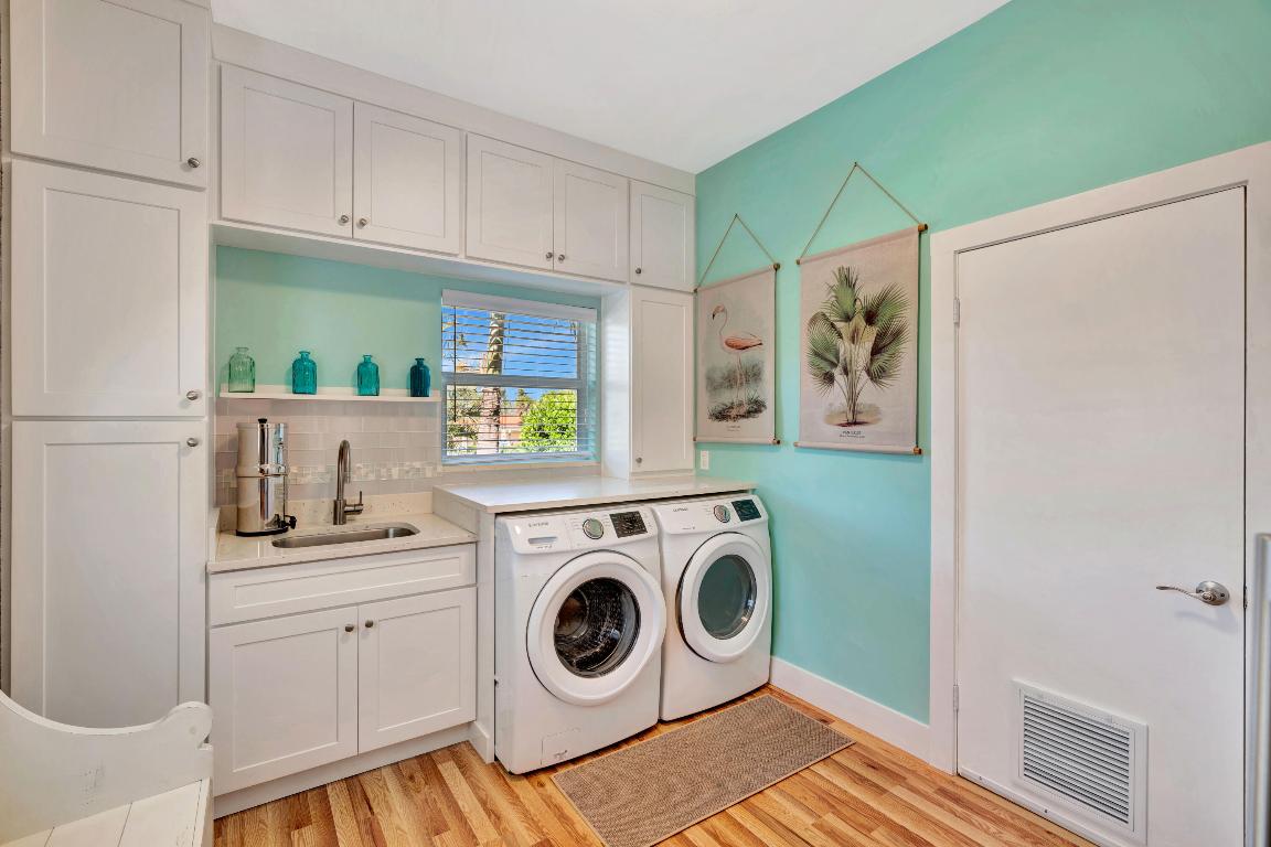 JUNO BEACH 1ST ADD - Residential