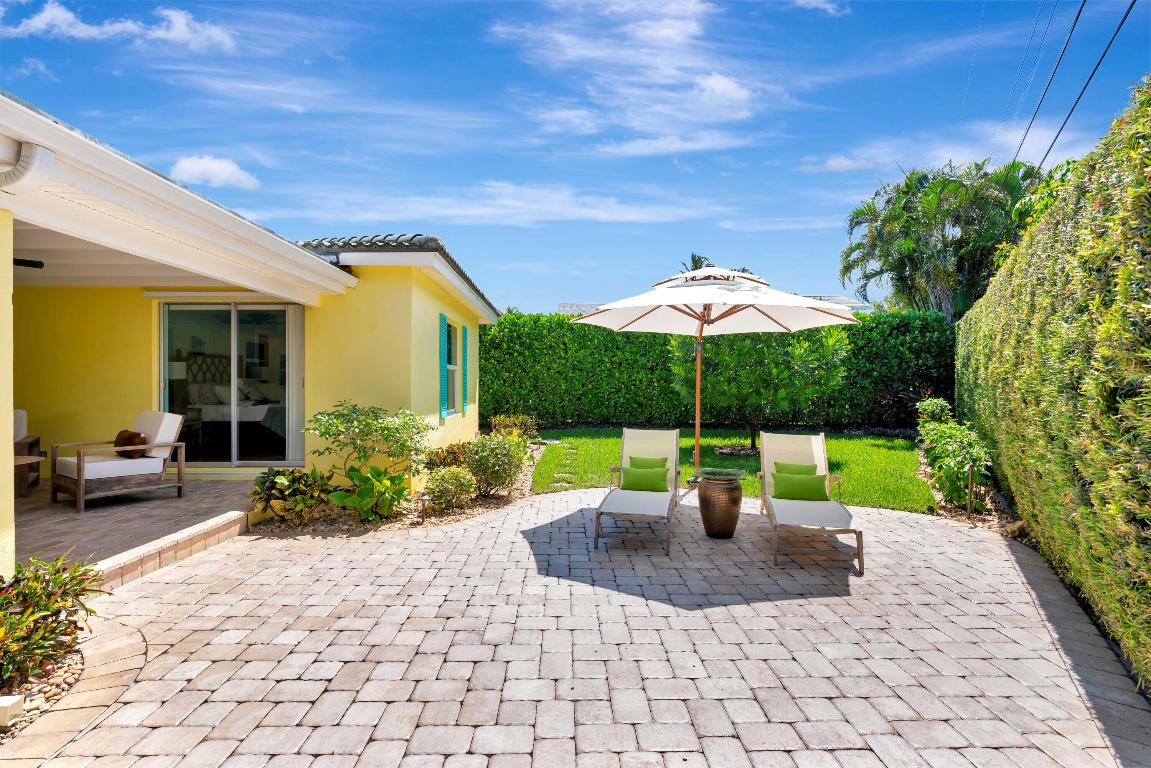 JUNO BEACH 1ST ADD - Residential