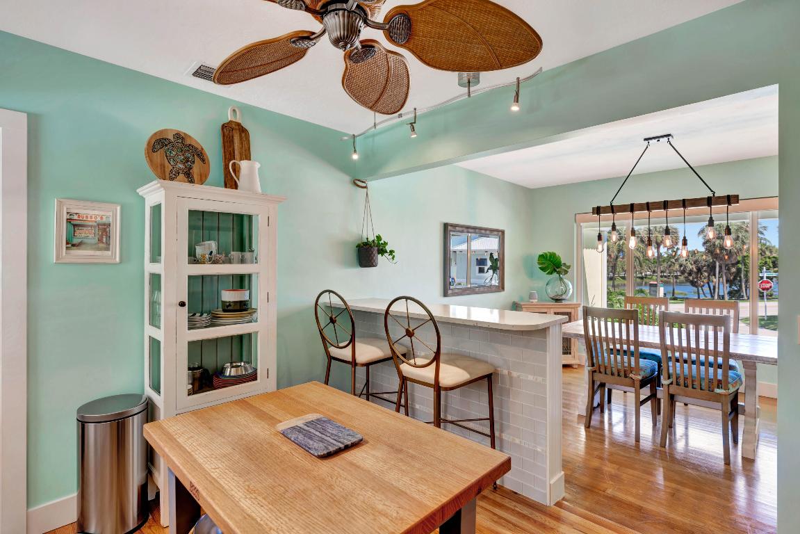 JUNO BEACH 1ST ADD - Residential