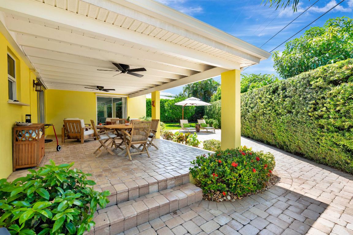 JUNO BEACH 1ST ADD - Residential