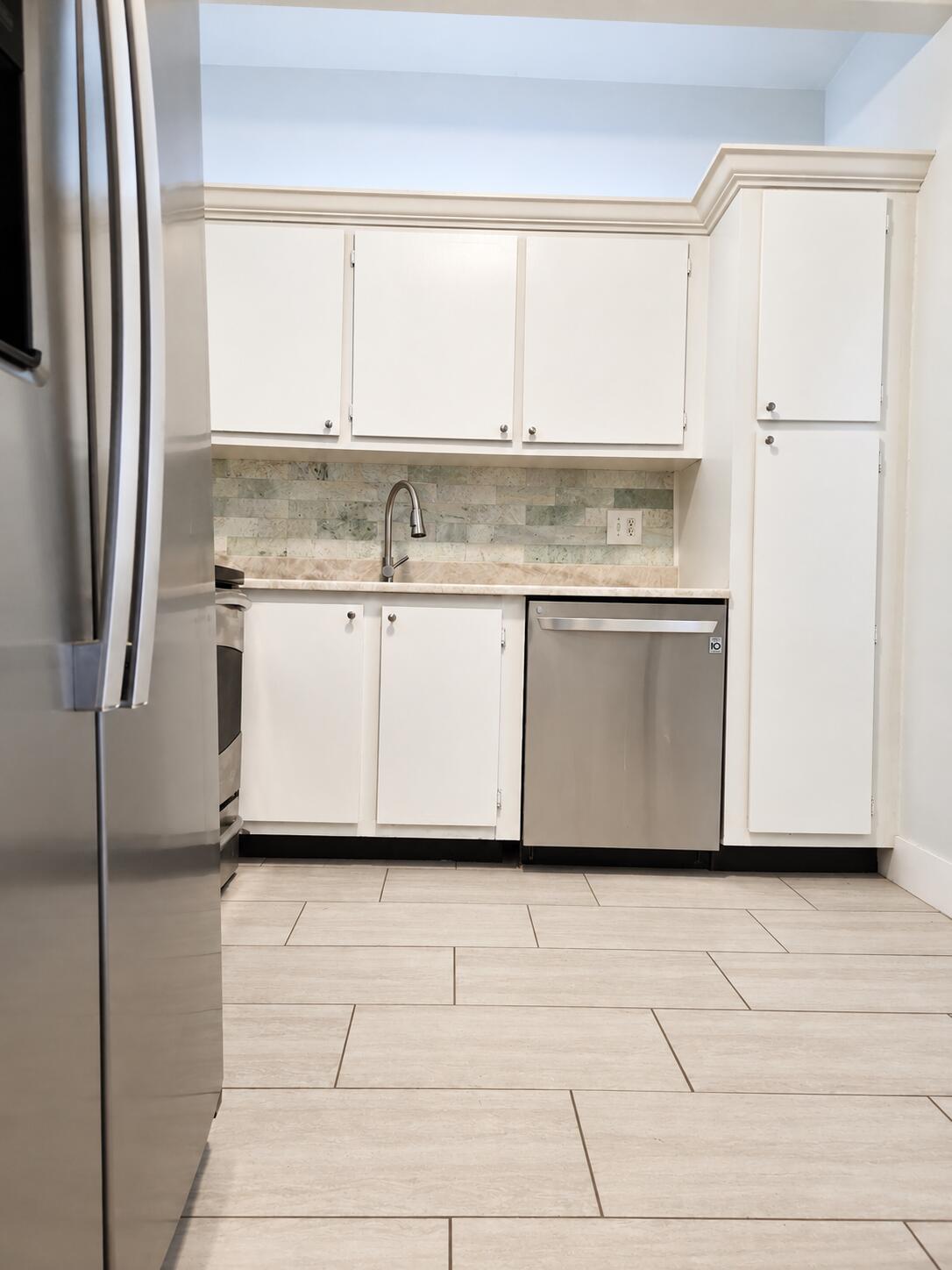 138 S CYPRESS Road 218