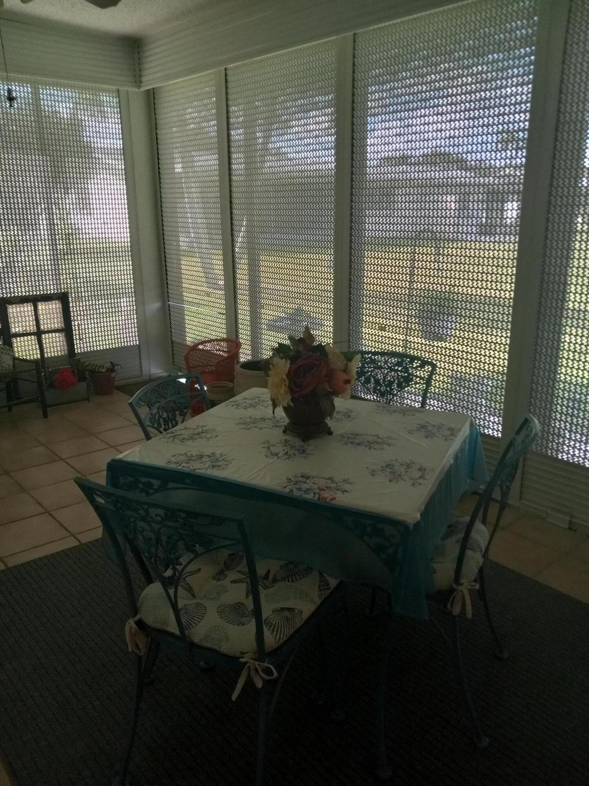 DELRAY VILLAS 2 - Residential