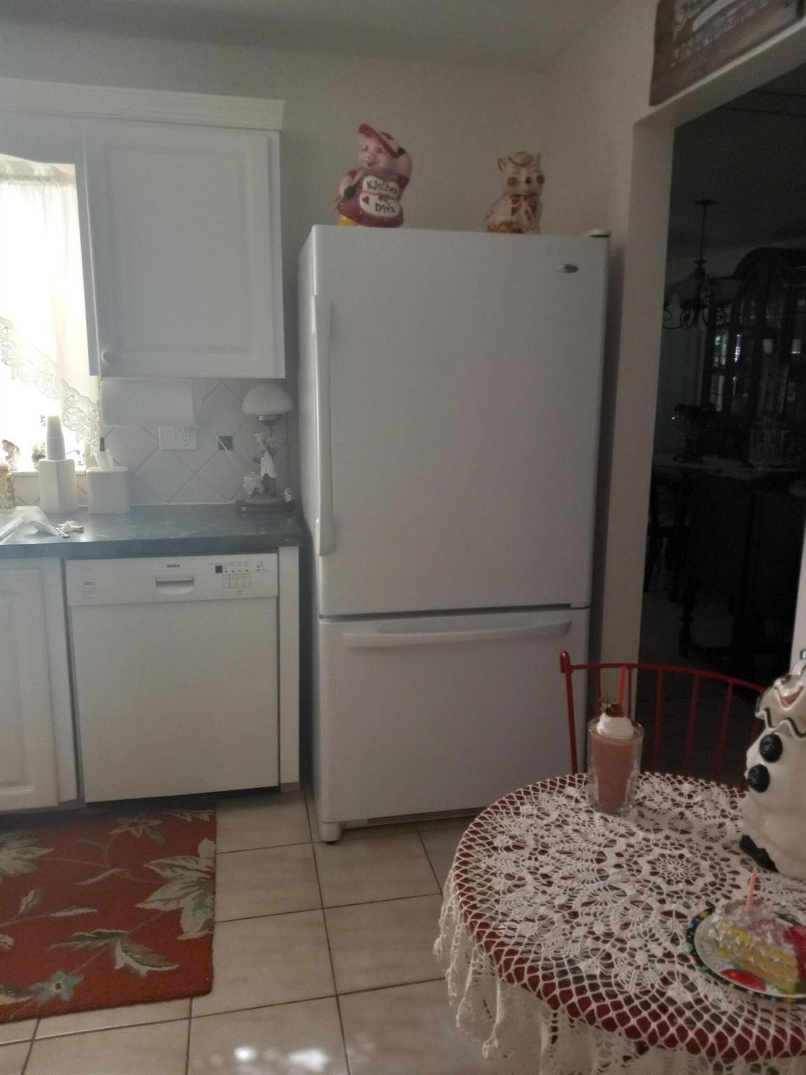 DELRAY VILLAS 2 - Residential