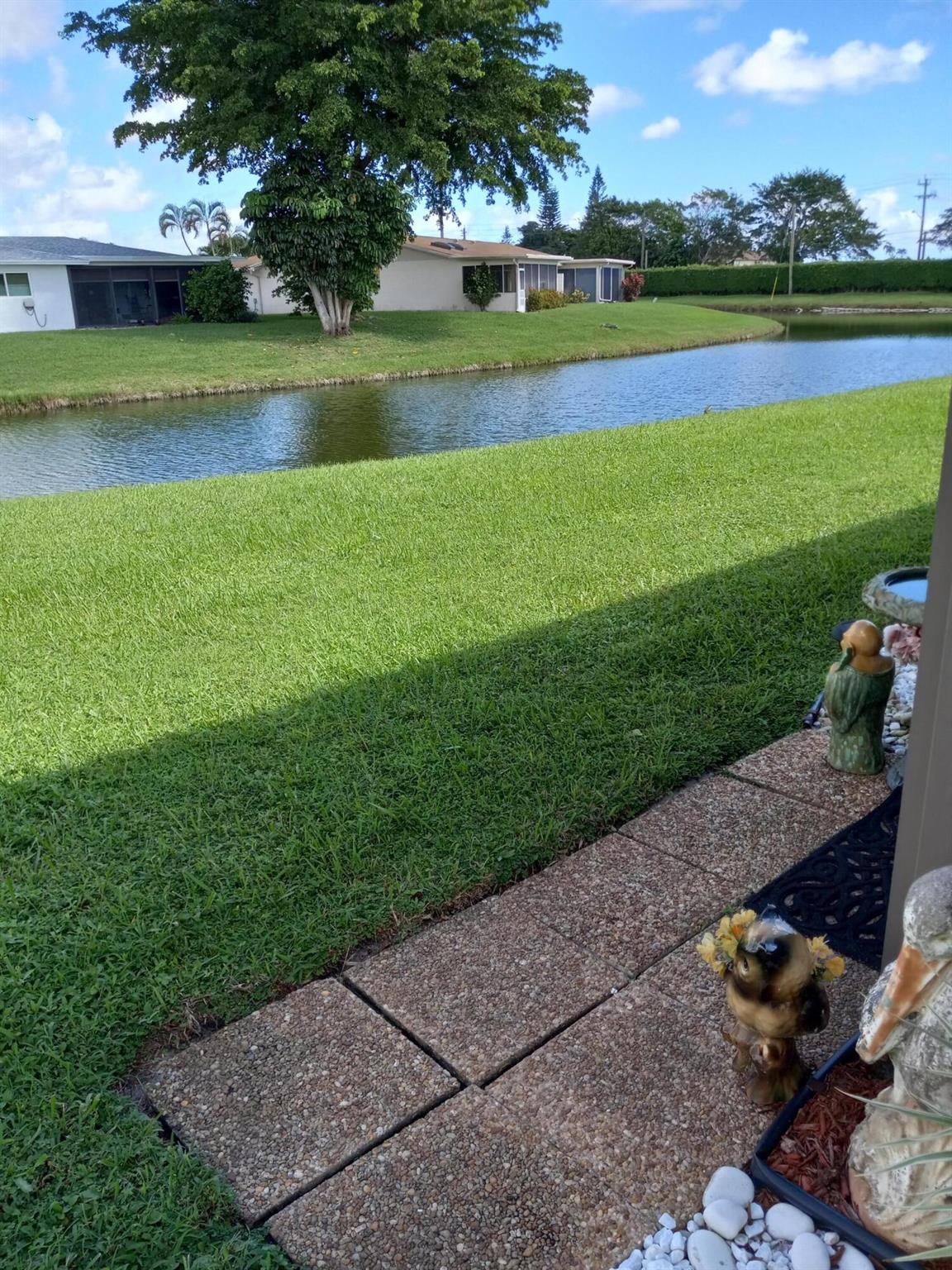 DELRAY VILLAS 2 - Residential