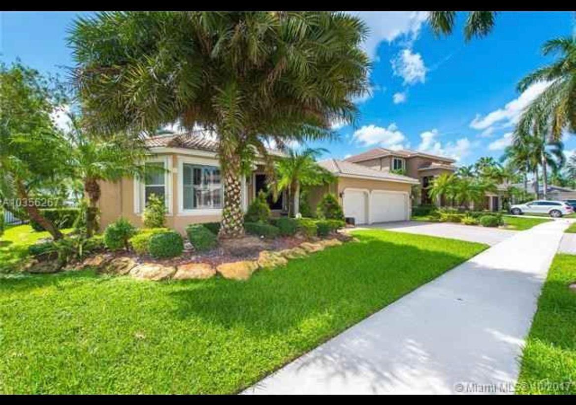 2481 Eagle Run Dr