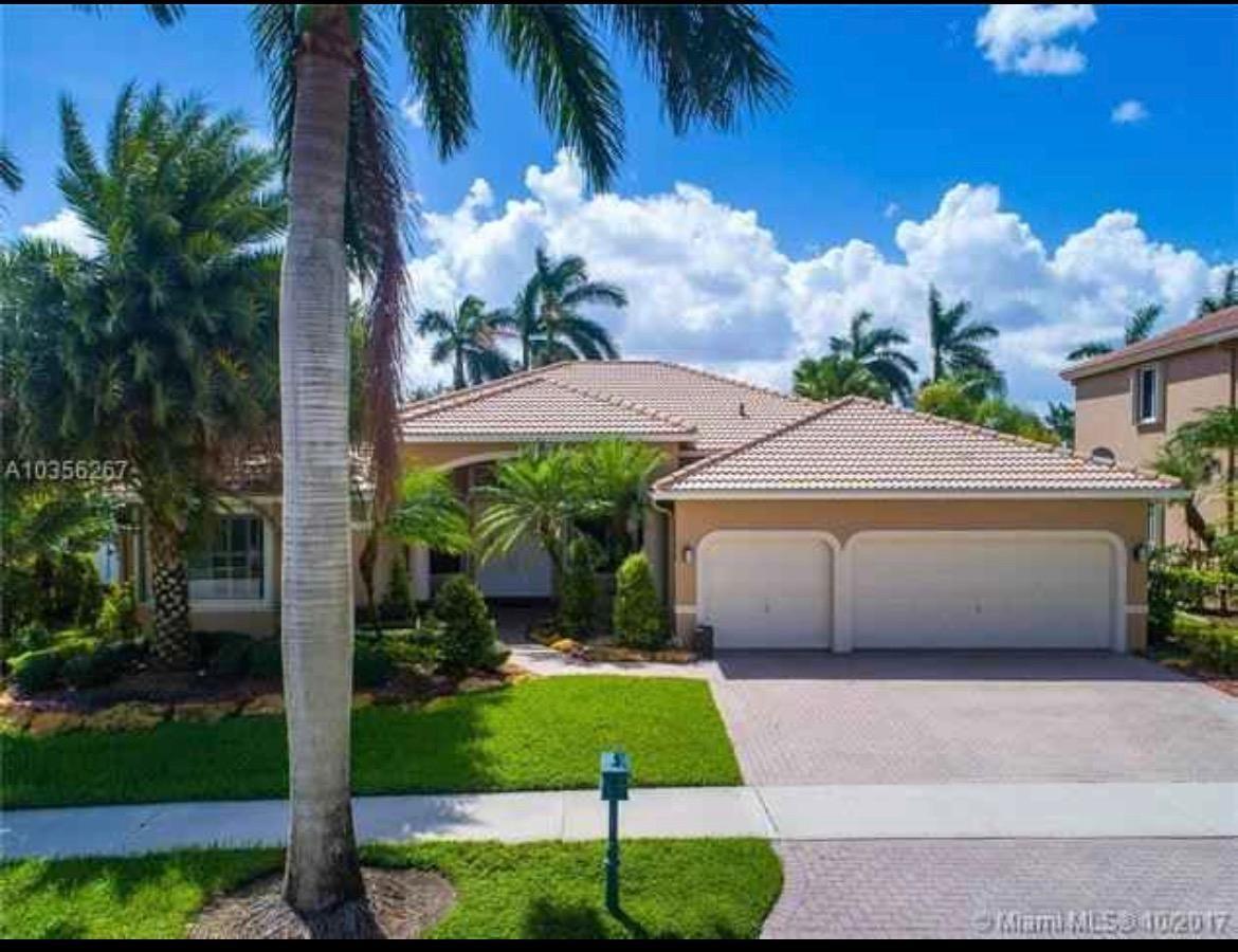 2481 Eagle Run Dr
