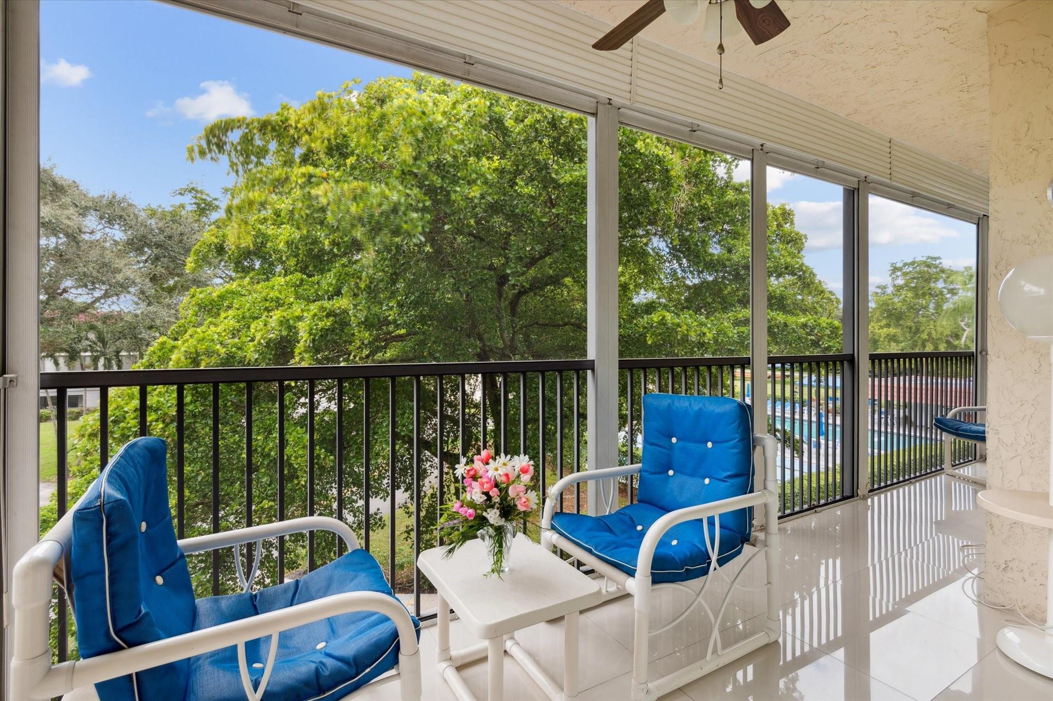 HOLLYBROOK - Residential