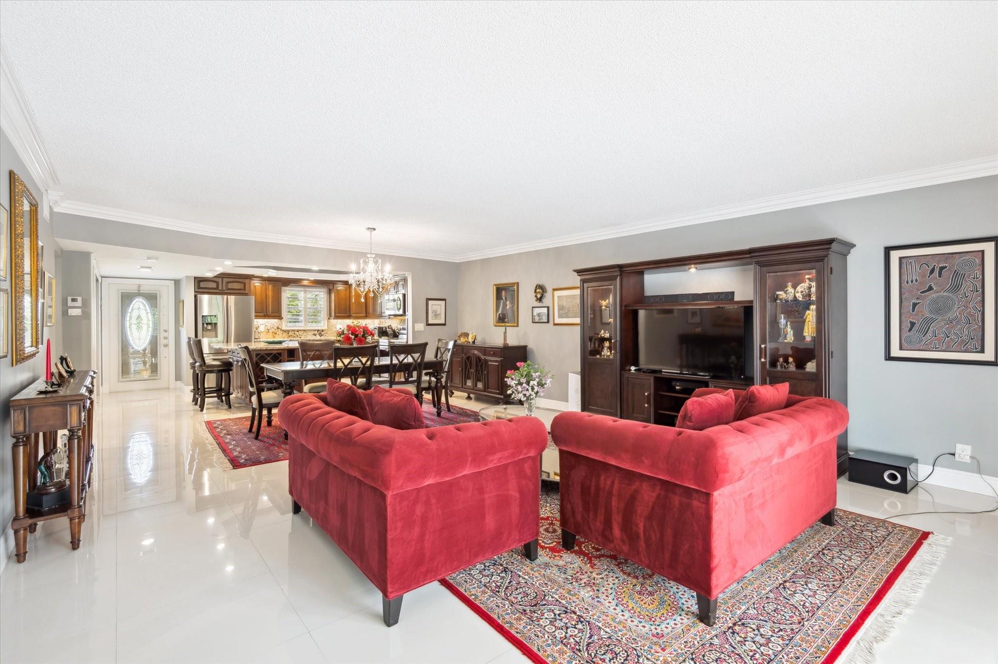 HOLLYBROOK - Residential